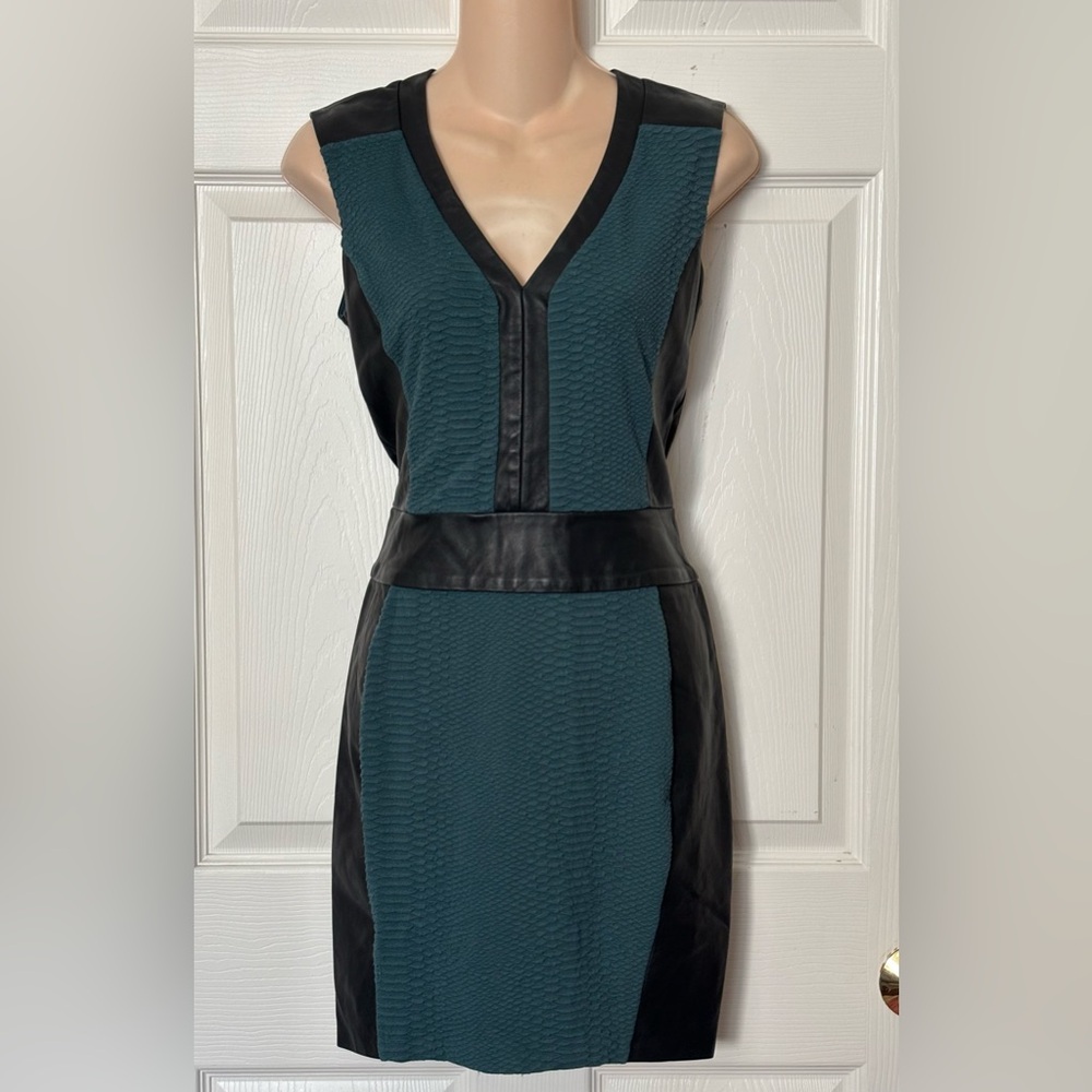 LaPina by David Helwani Green Black Leather Dress Sz Small